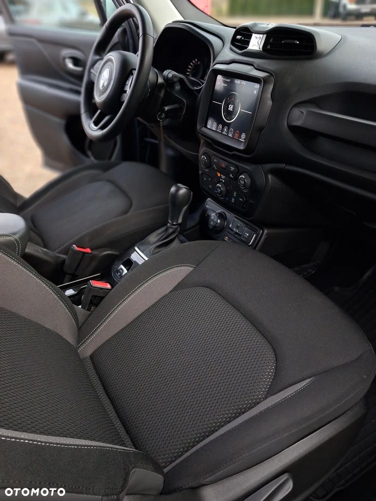 Jeep Renegade 1.3 T-GDI 4xe Automatik Limited - 36