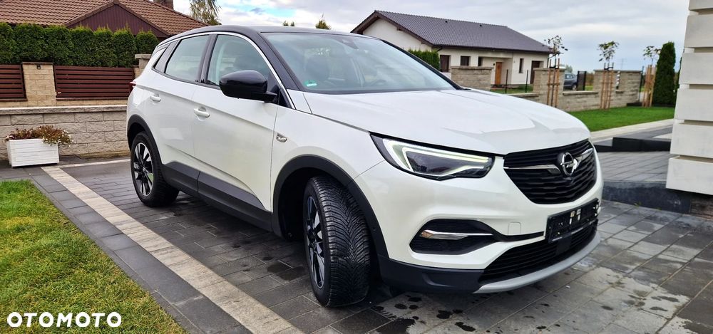 Opel Grandland X 2.0 D Start/Stop Automatik Business Innovation - 4