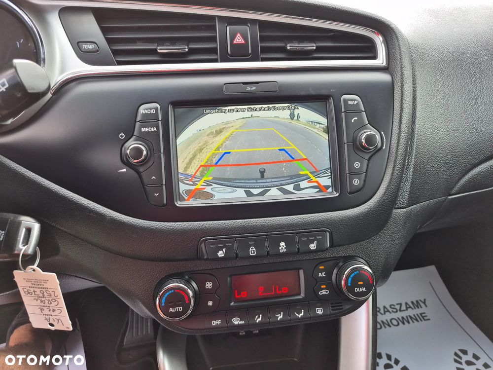 Kia Ceed - 12