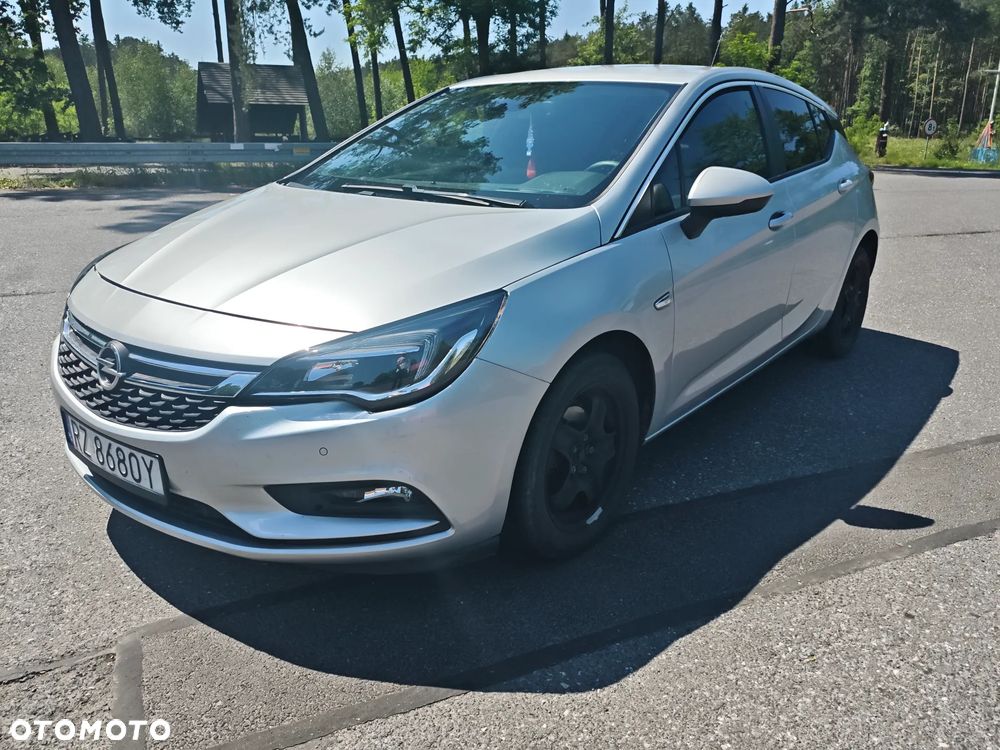Opel Astra 1.4 T Enjoy S&S - 18