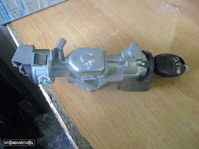 CANHÃO 3M513F880AD FORD FOCUS 2006 3P Ignição - 4