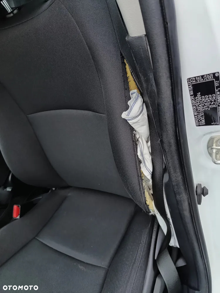 Toyota Yaris 1.0 Active - 6