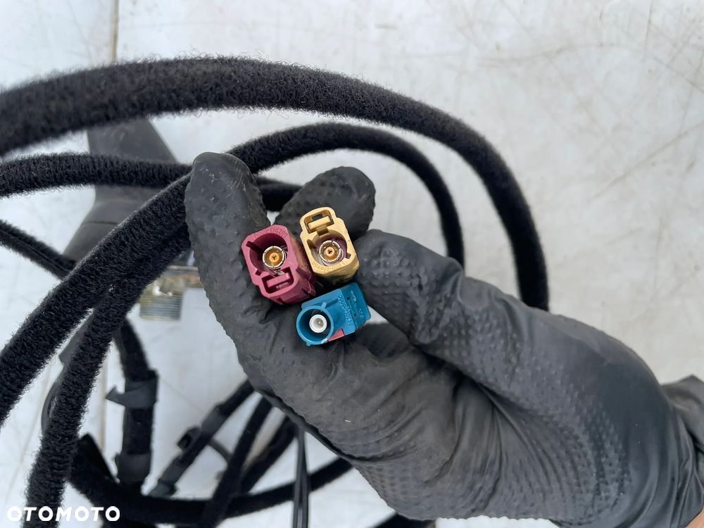 ANTENA DACHOWA AUDI A3 8P 5D 8P4035503E - 4