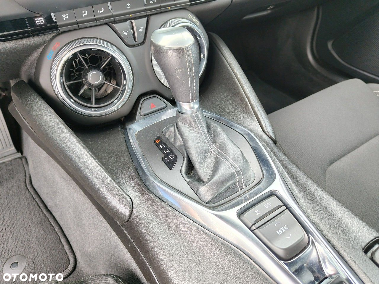 Chevrolet Camaro - 33