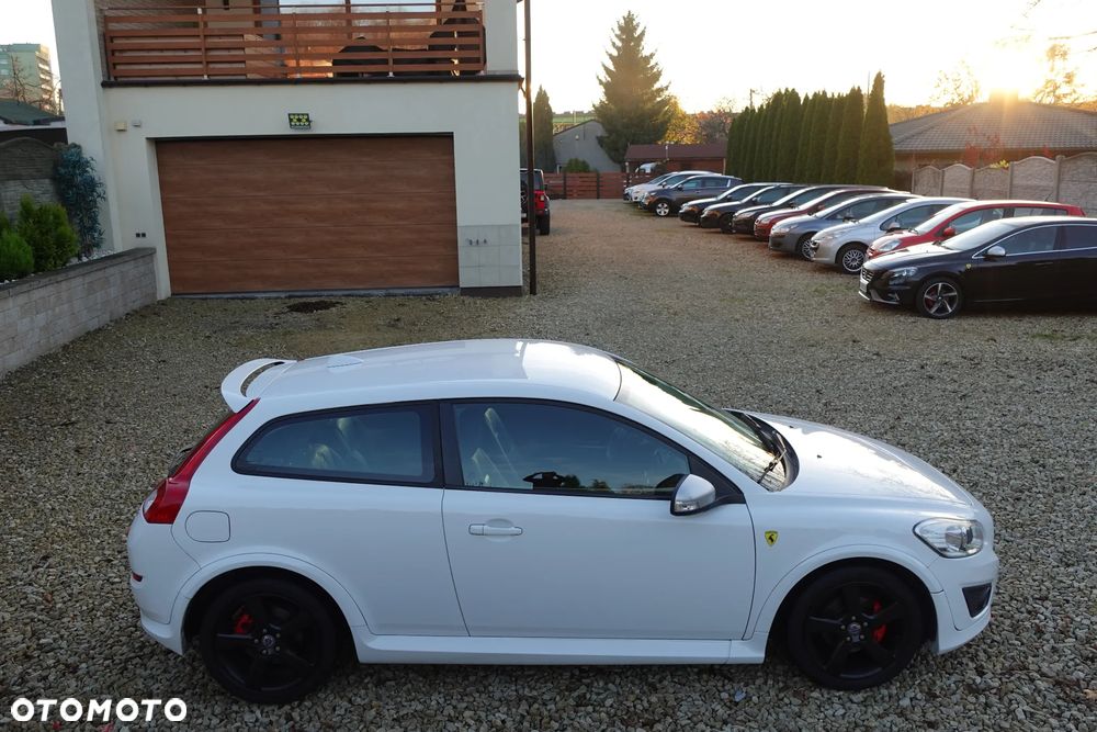 Volvo C30 D2 R-Design - 5