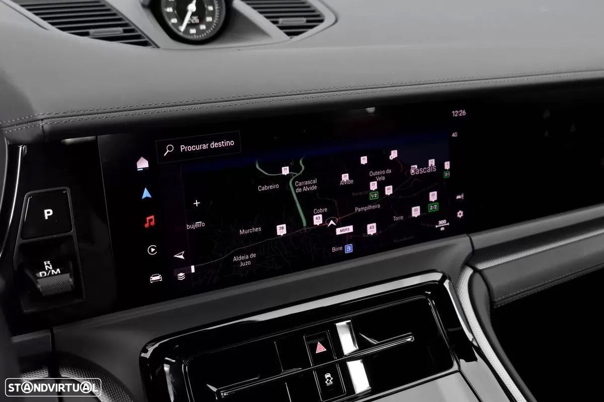 Porsche Panamera 4 E-Hybrid - 16
