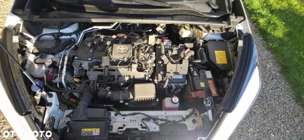 Toyota C-HR - 16