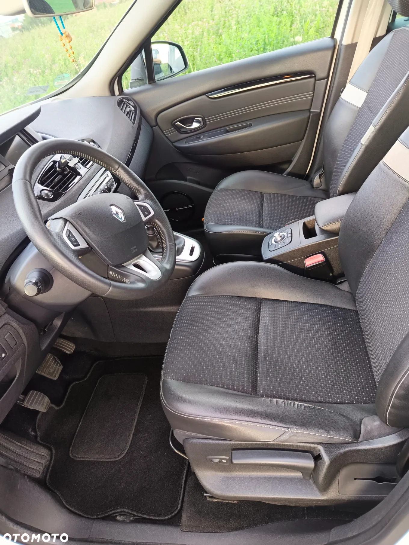 Renault Scenic TCe 130 Bose Edition - 14