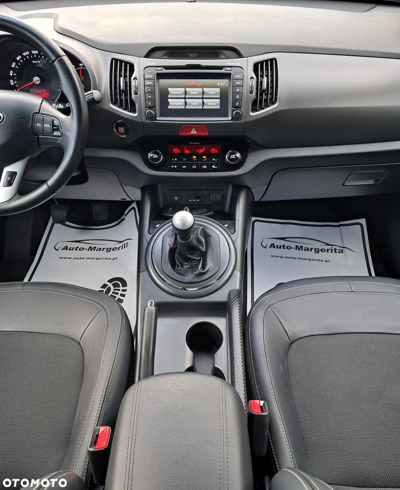 Kia Sportage - 16