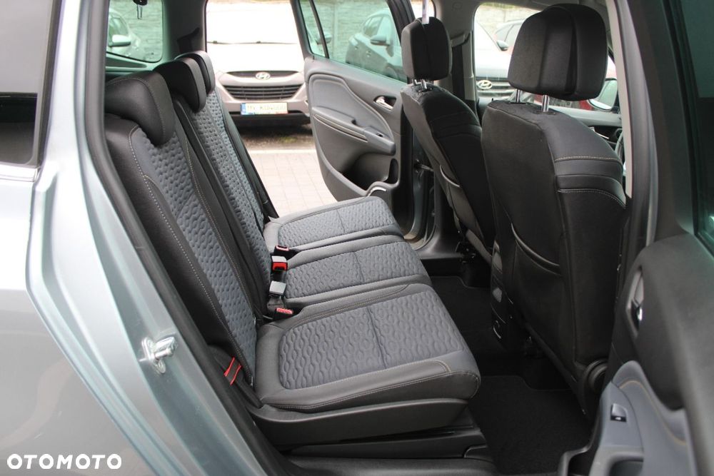 Opel Zafira - 23