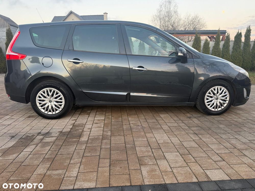 Renault Scenic - 30