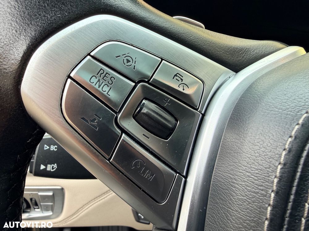 BMW Seria 7 730d - 11