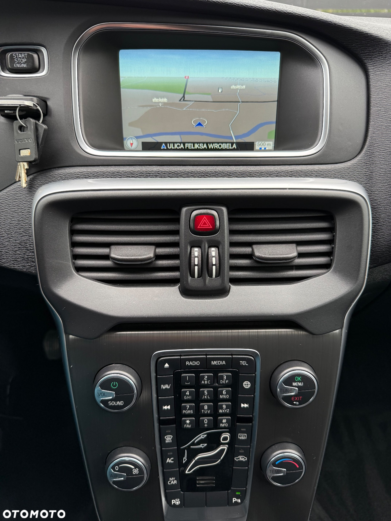 Volvo V40 D2 Summum - 25