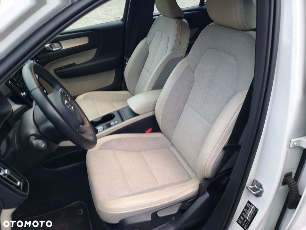 Volvo XC 40 T4 AWD Momentum Pro - 15