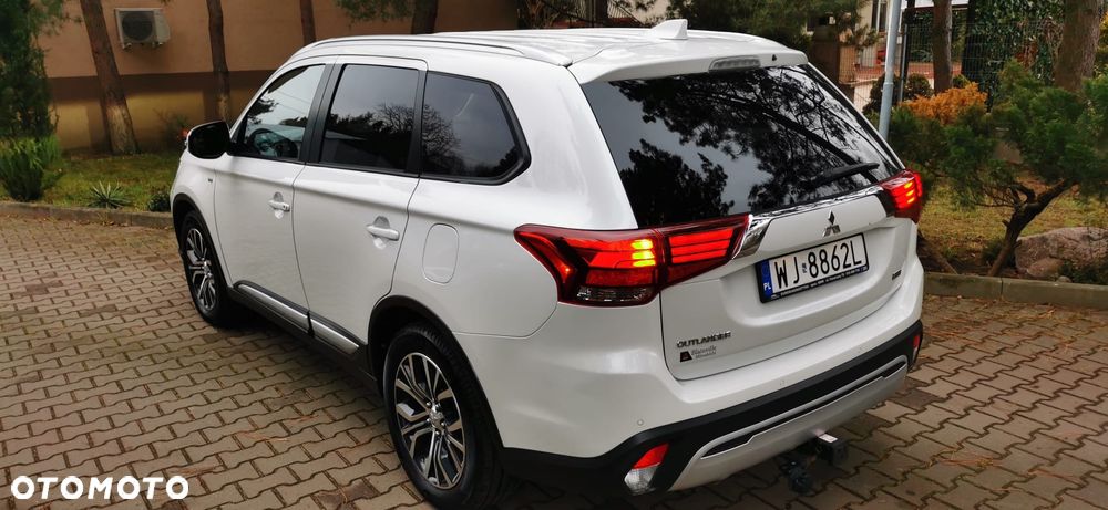 Mitsubishi Outlander - 7