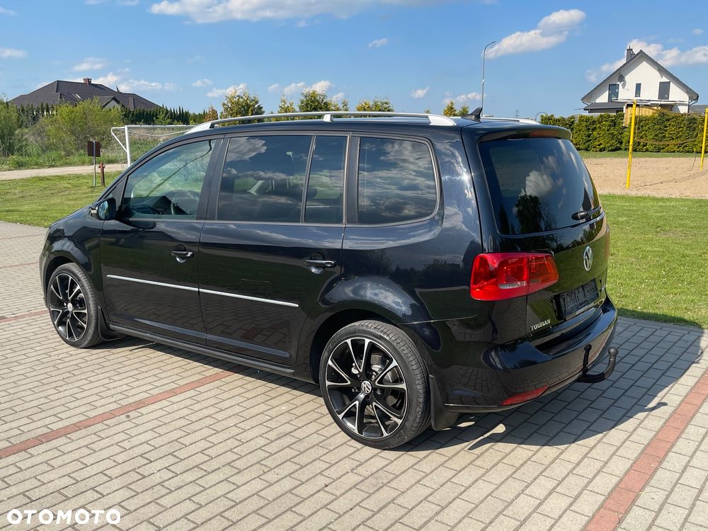 Volkswagen Touran 2.0 TDI DPF DSG Highline - 3