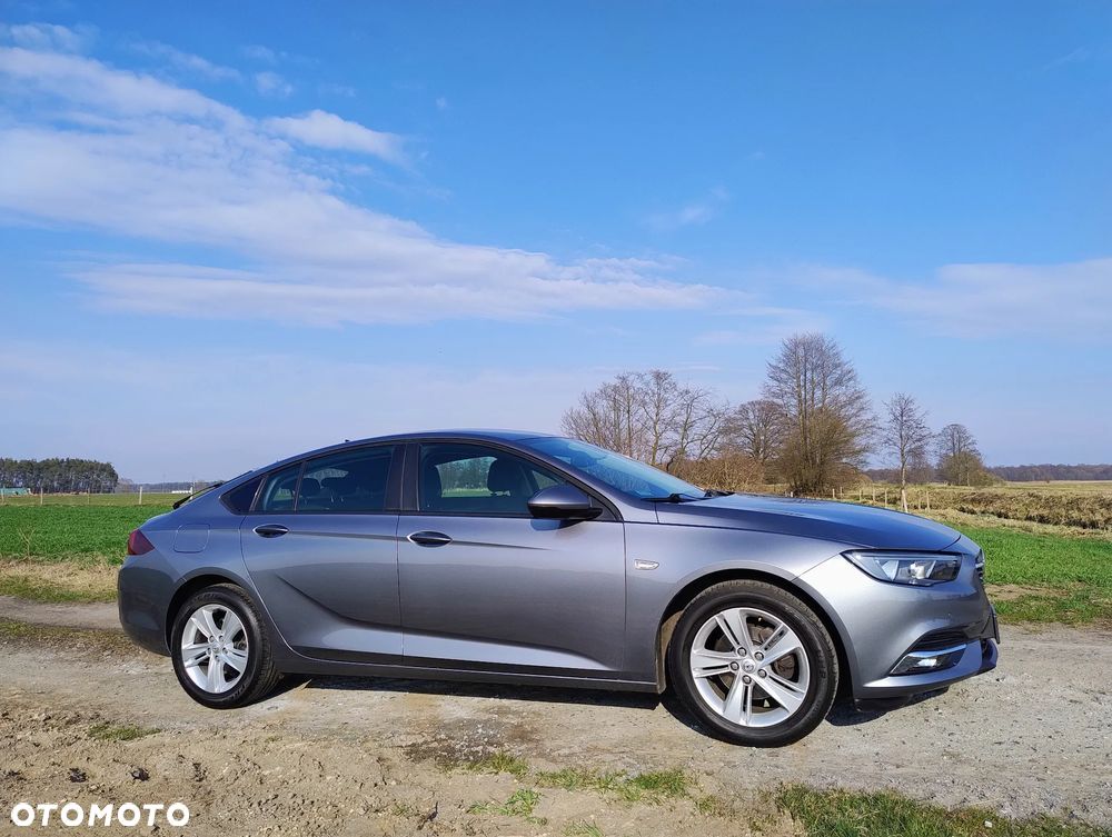 Opel Insignia - 1