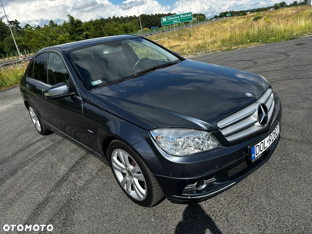 Mercedes-Benz Klasa C 200 CDI DPF Automatik BlueEFFICIENCY Avantgarde - 2