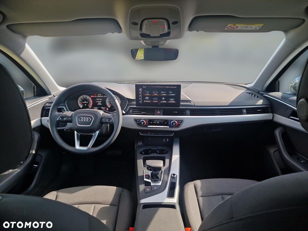 Audi A4 Limousine - 10