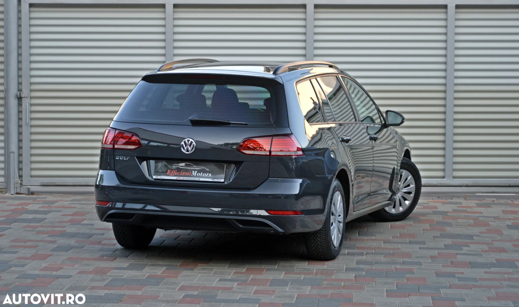 Volkswagen Golf 1.6 TDI Comfortline - 4