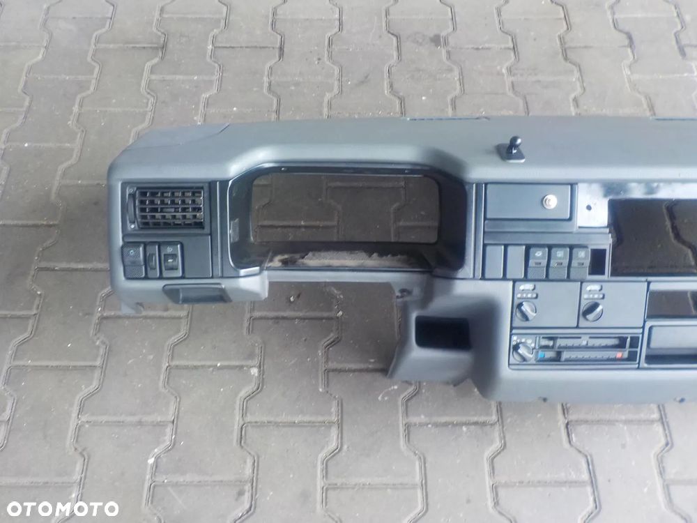 VW T4 90- MULTIVAN DESKA KOKPIT MIĘKKA AIRBAG - 3