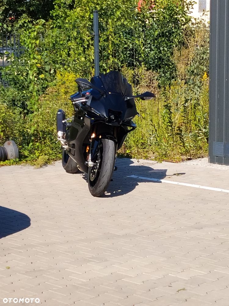 Yamaha Inny - 8