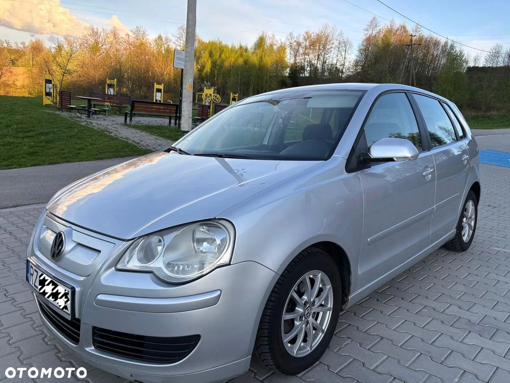 Volkswagen Polo 1.4 TDI DPF BlueMotion - 2