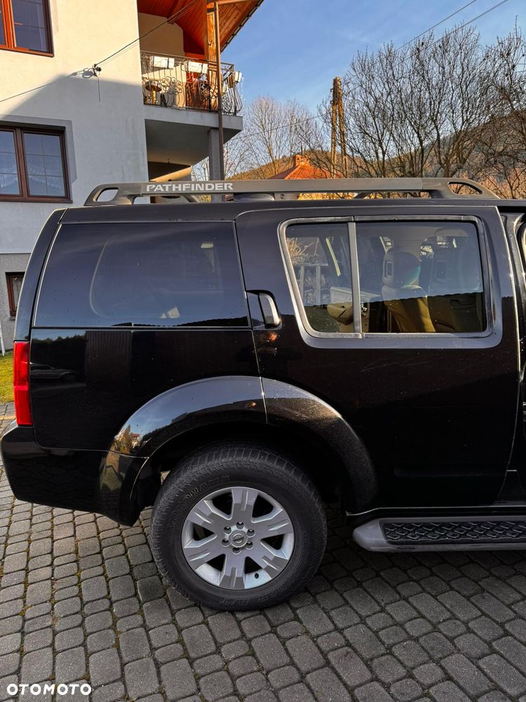 Nissan Pathfinder 2.5 dCi Premium - 4