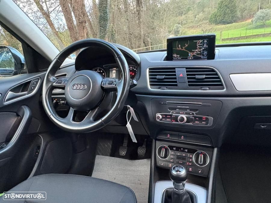 Audi Q3 1.4 TFSI CoD Sport - 32