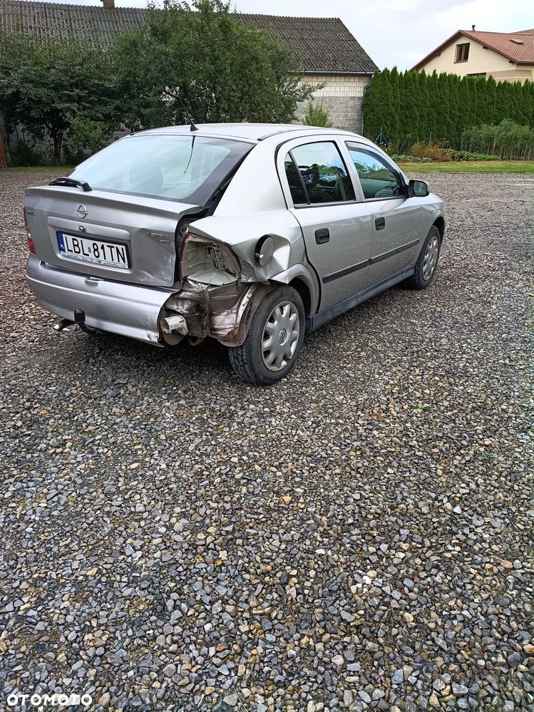 Opel Astra - 3
