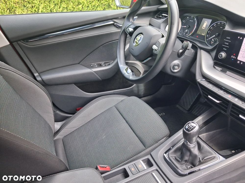 Skoda Octavia 1.5 TSI ACT Ambition - 9