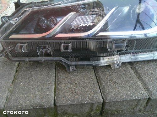 TOYOTA COROLLA E21 SEDAN ZWYKŁA SOCZEWKA LEWA PRZEDNIA 81150-02T31-00 - 7