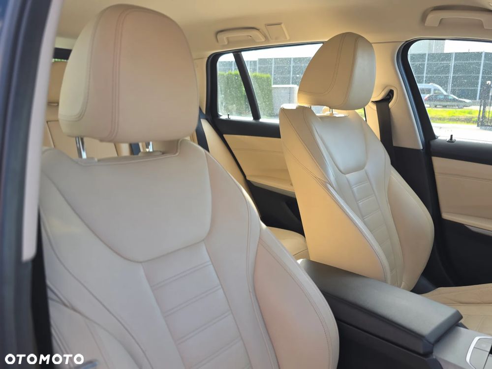BMW Seria 3 - 38