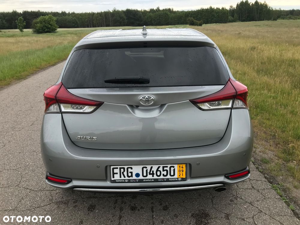 Toyota Auris 1.2 Turbo Team Deutschland - 7