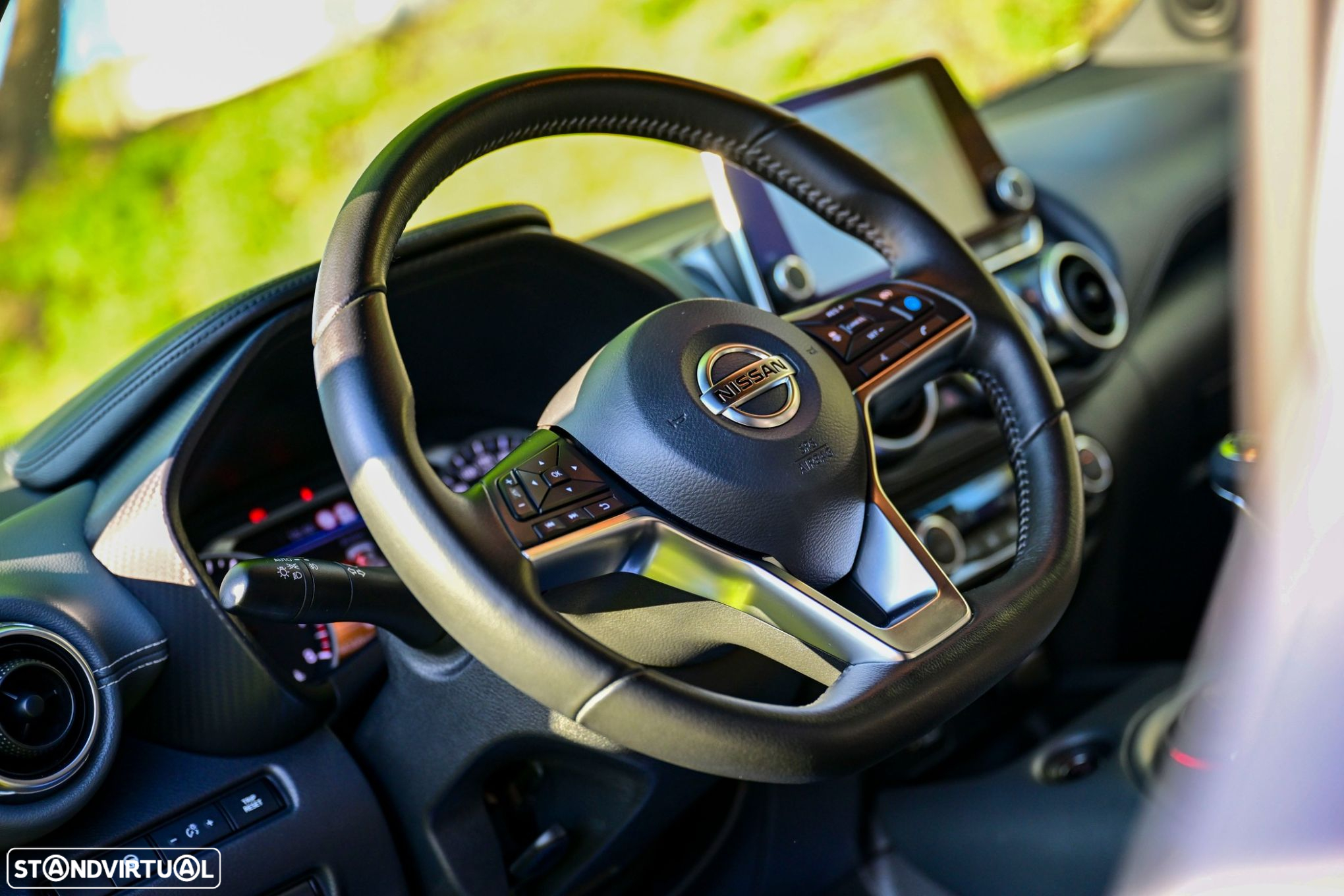 Nissan Juke 1.0 DIG-T Tekna - 27