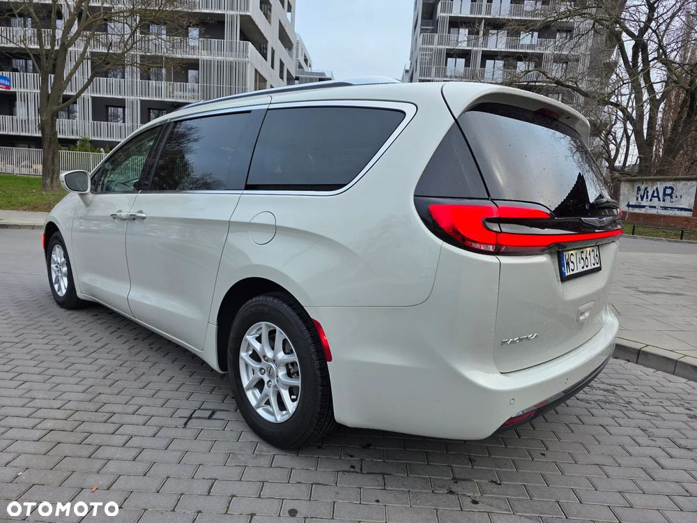 Chrysler Pacifica - 26