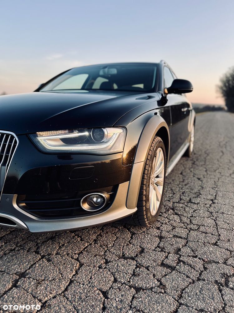 Audi A4 Allroad 2.0 TDI DPF S tronic - 4