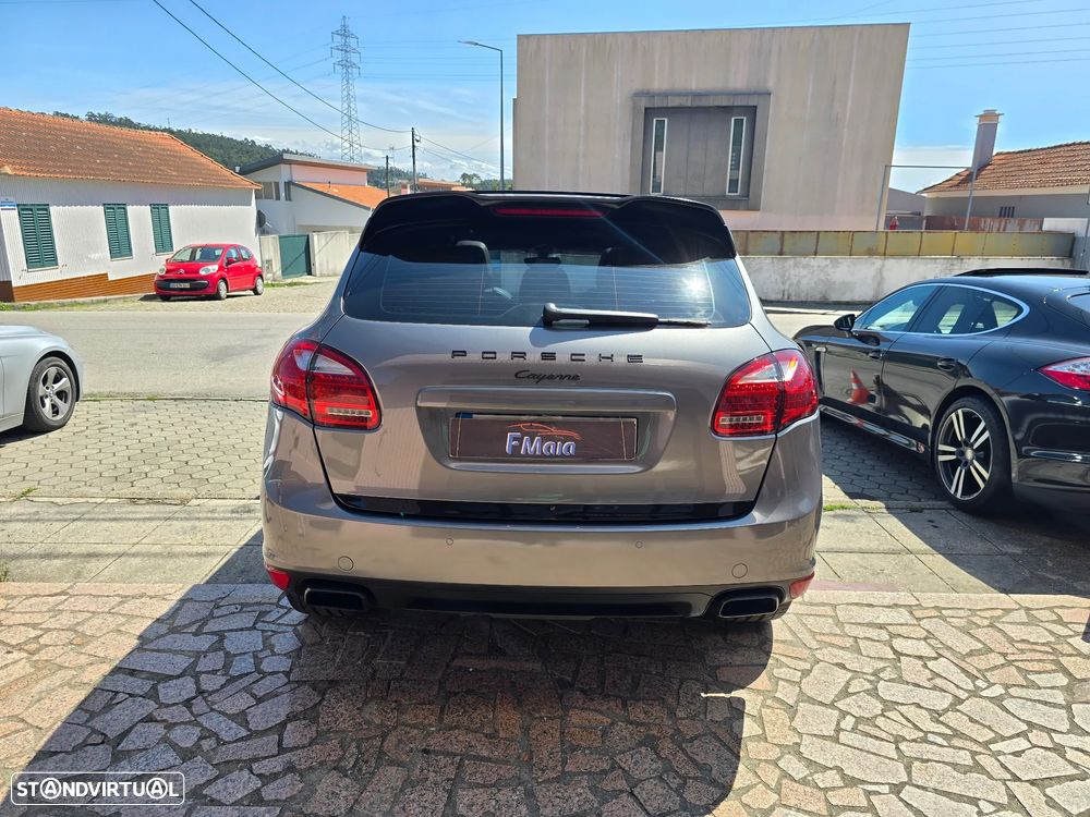 Porsche Cayenne II - 7