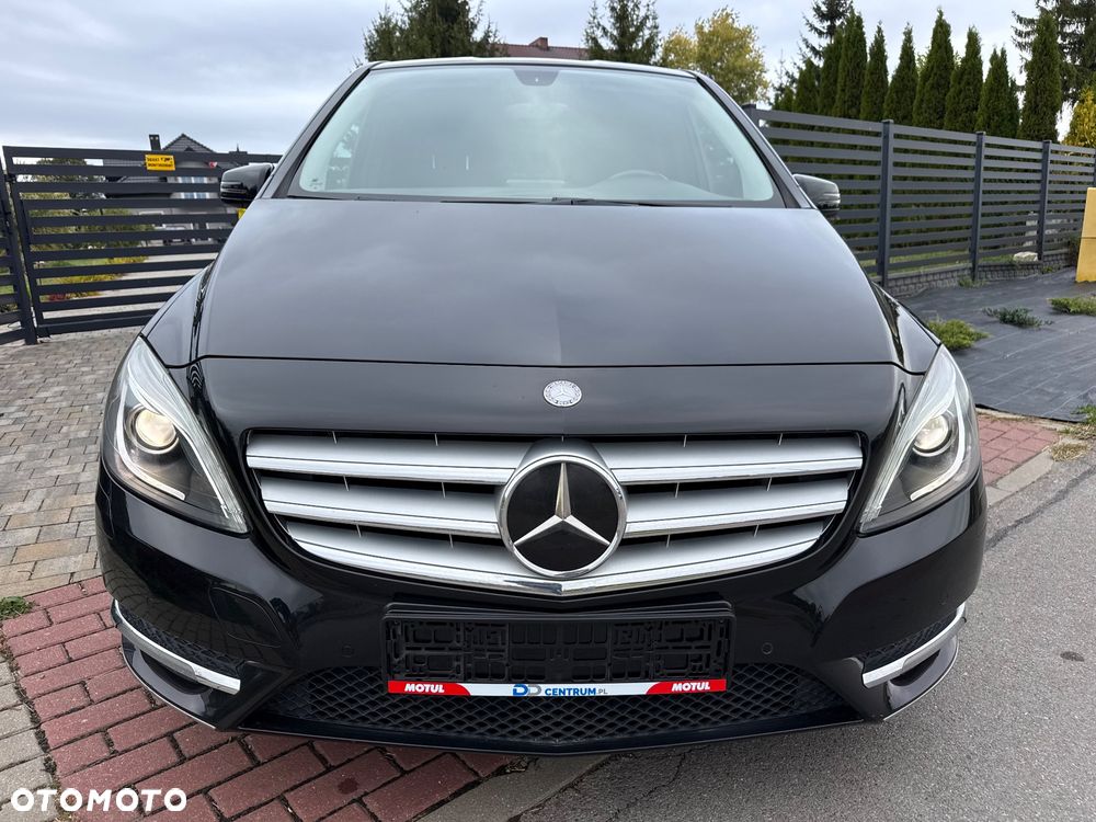 Mercedes-Benz Klasa B 180 7G-DCT UrbanStyle Edition - 11
