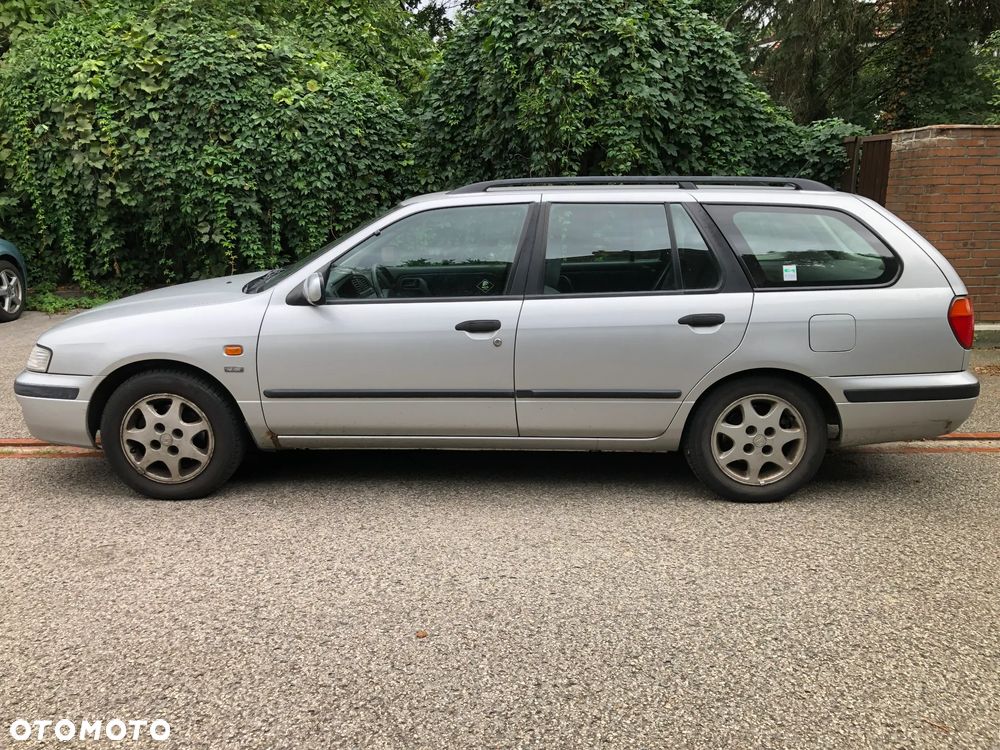 Nissan Primera 1.6 Motion - 5