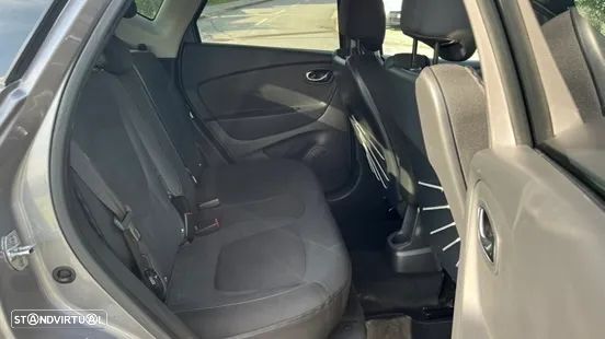 Renault Captur 1.5 dCi Exclusive - 10