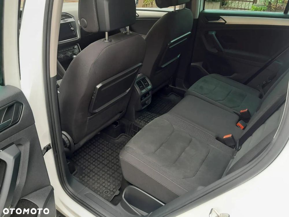 Volkswagen Tiguan - 17