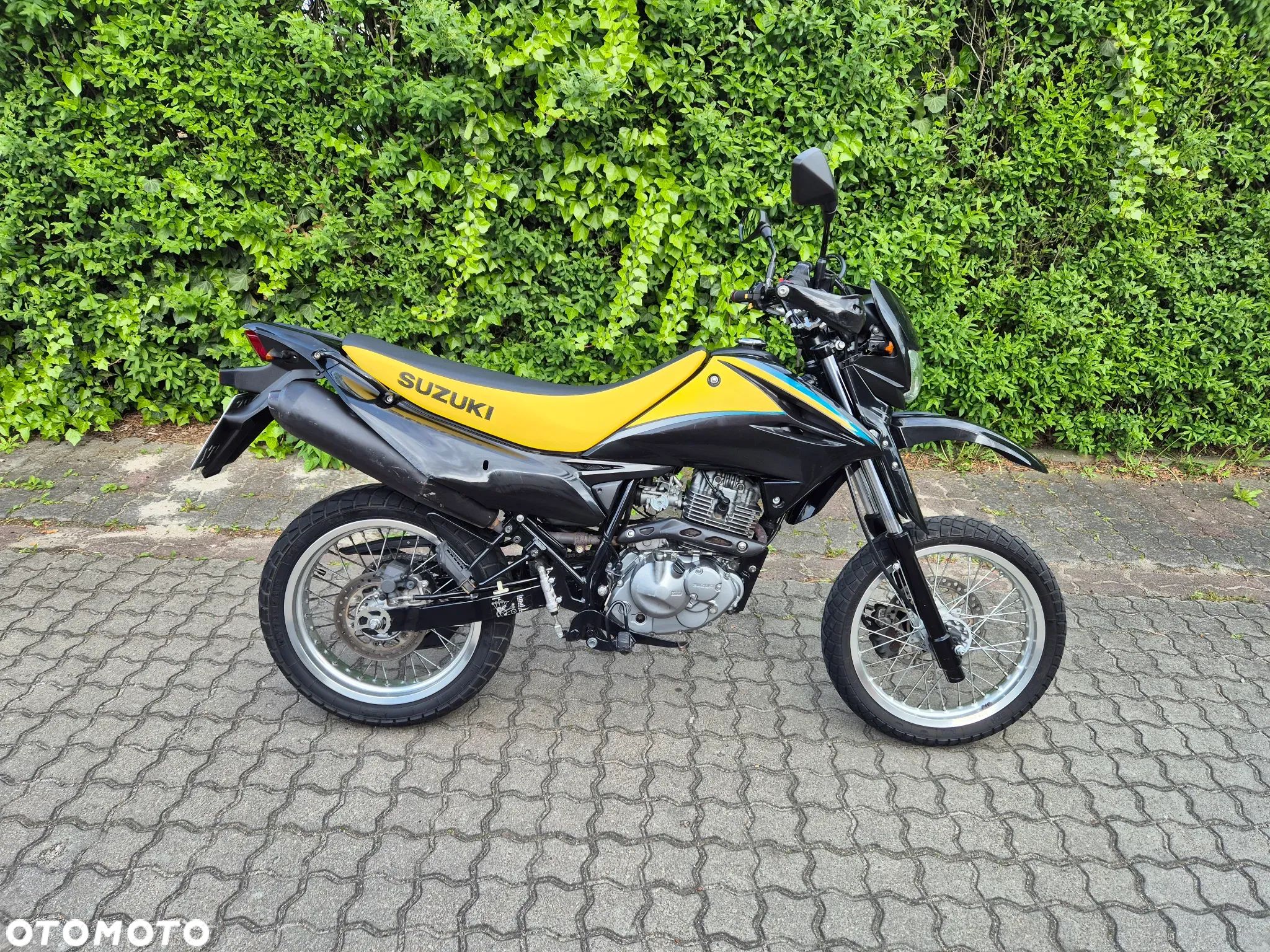 Suzuki DR - 1