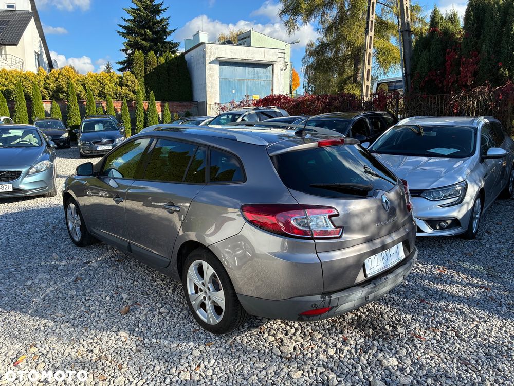 Renault Megane 1.6 16V 110 Dynamique - 4