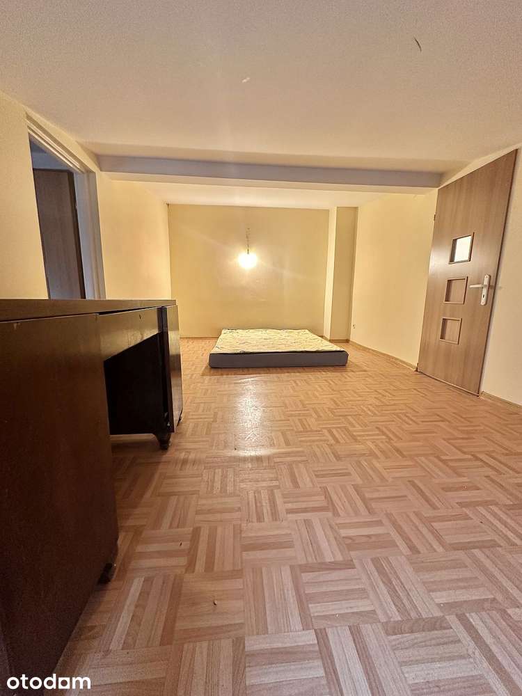 Nietuzinkowe mieszkanie na strychu - ul. Próchnika