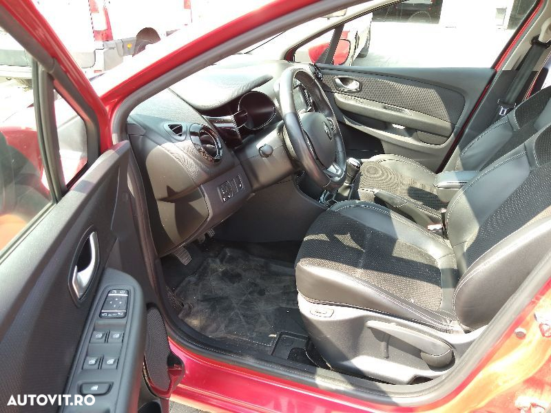 Renault Clio - 14