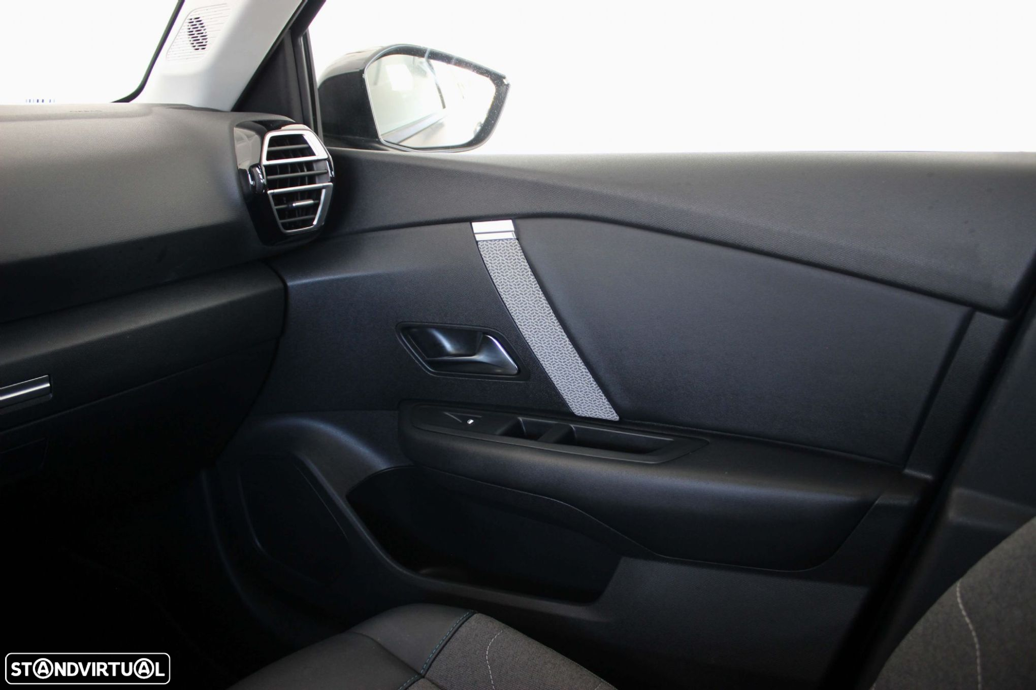 Citroën C4 X 1.2 PureTech Plus EAT8 - 22