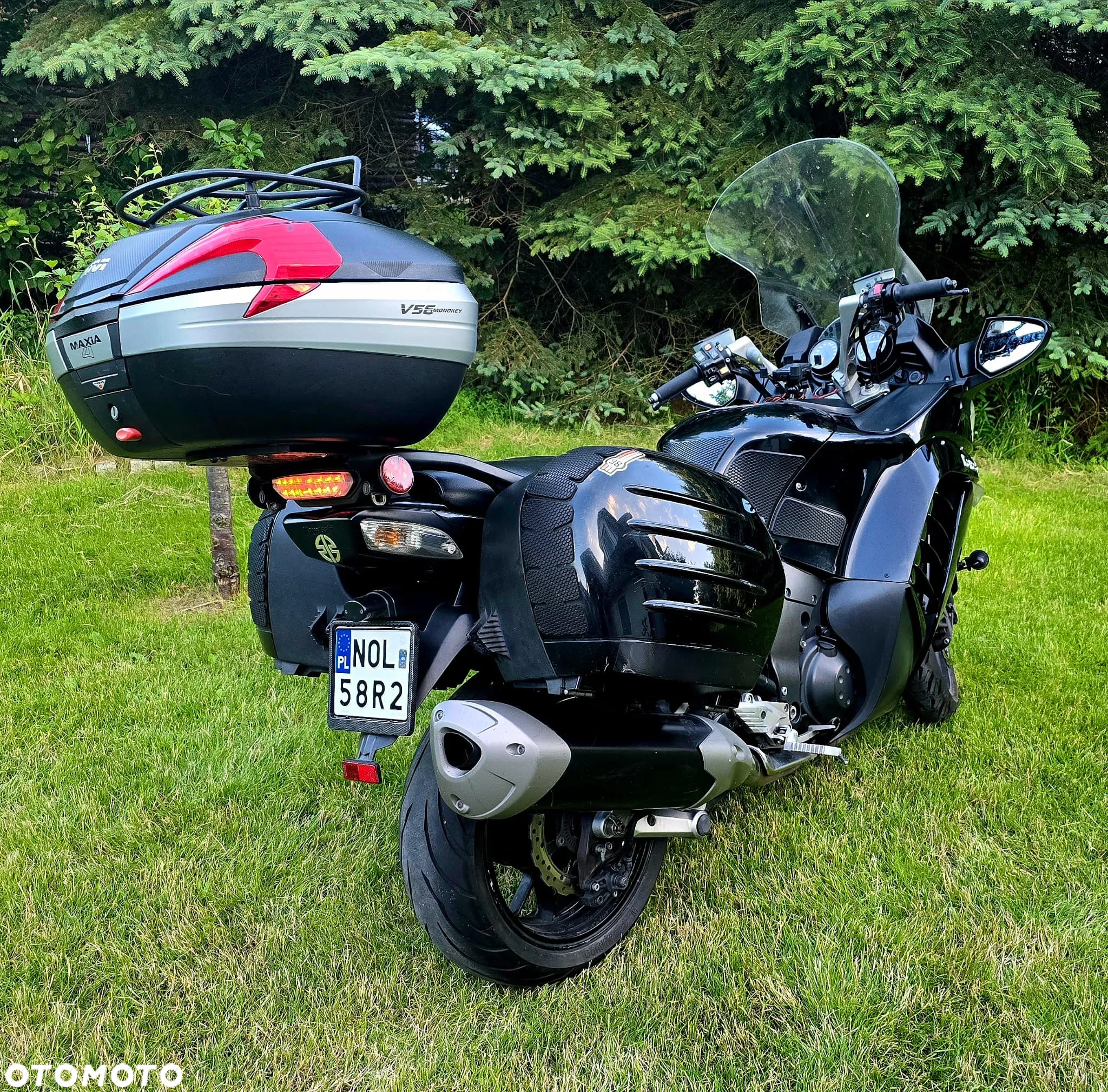 Kawasaki GTR - 8