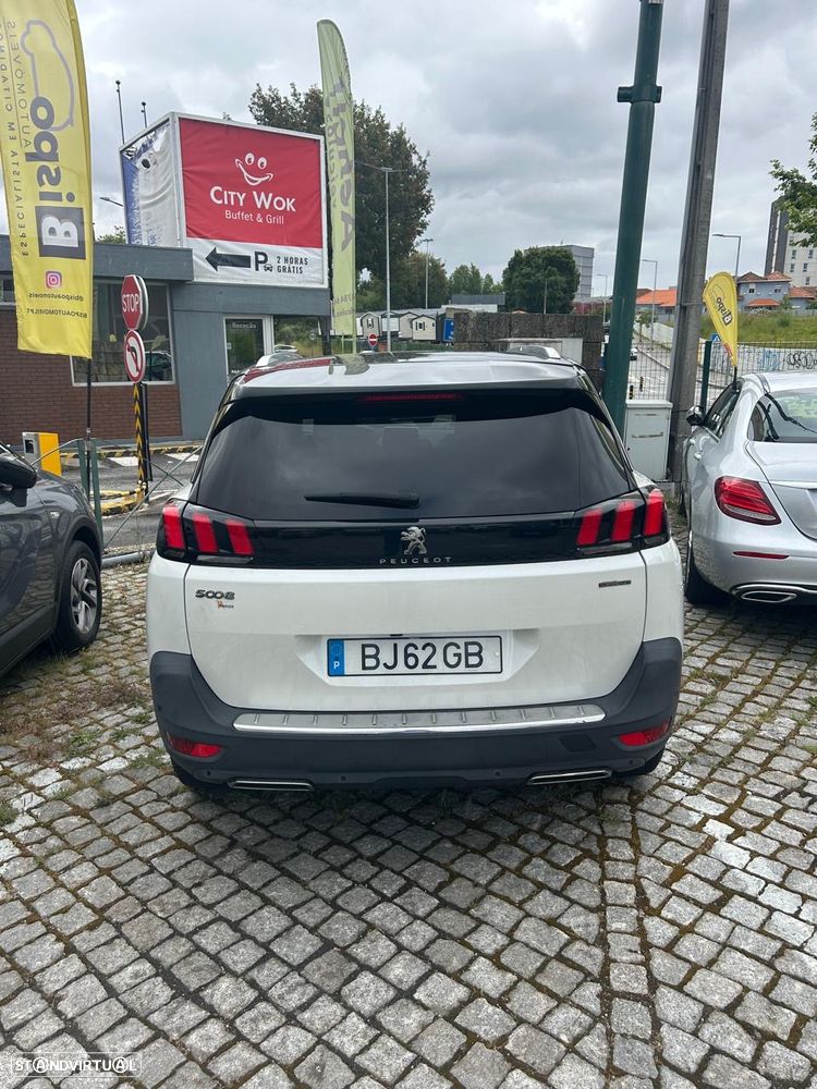 Peugeot 5008 - 3