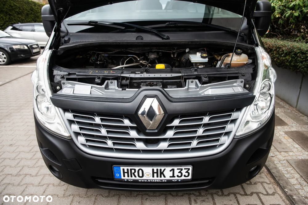 Renault Master ENERGY L2H2 VA 9-Sitzer - 38